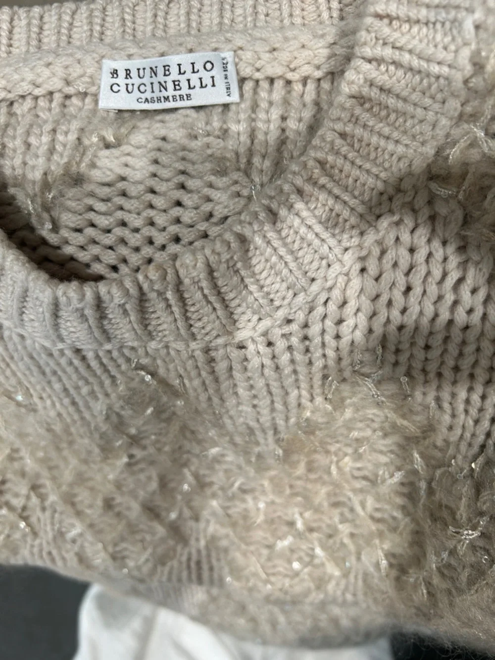 Brunello Cucinelli Cream Cashmere Crewneck Sweater with Metallic Stitching - Picture 2 of 5